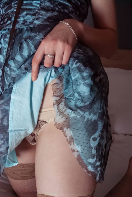 Sexy slut Kelly flashes hot upskirt & gives closeup of pierced nipples & pussy