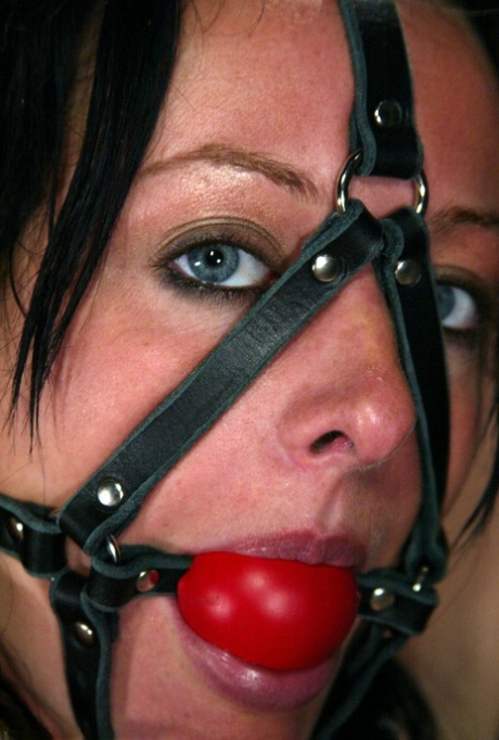 Water Bondage featuring Melissa Lauren Porn XXX